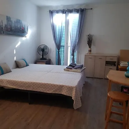 شقة Centre Vieille Imperiale Tt Confort Ttes Commodites 3 A 4 Pers Cathedrale A 300m Port Marche Local Plages أجاكسيو